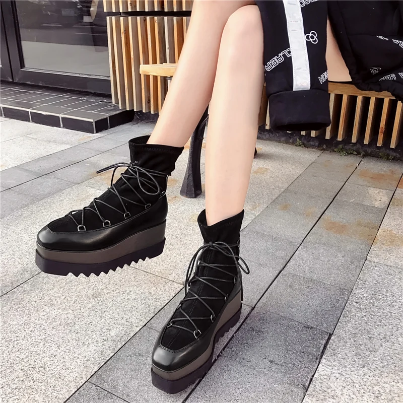 

Soft Leather Shoes Woman Lace-Up Brogues Shoes Height Increased Wedges Platform Shoes Casual Ladies Creepers Shoes Slip On Boots