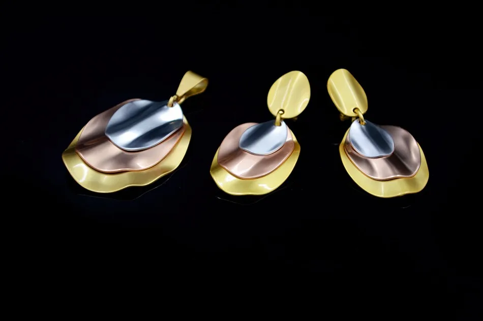 Jewelry sets (4)