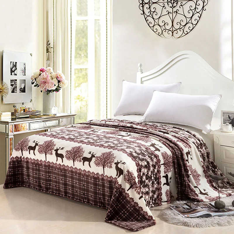 Hot Sale Coral Fleece Fabric Blanket Throws On Sofa/Bed/Plane/Travel