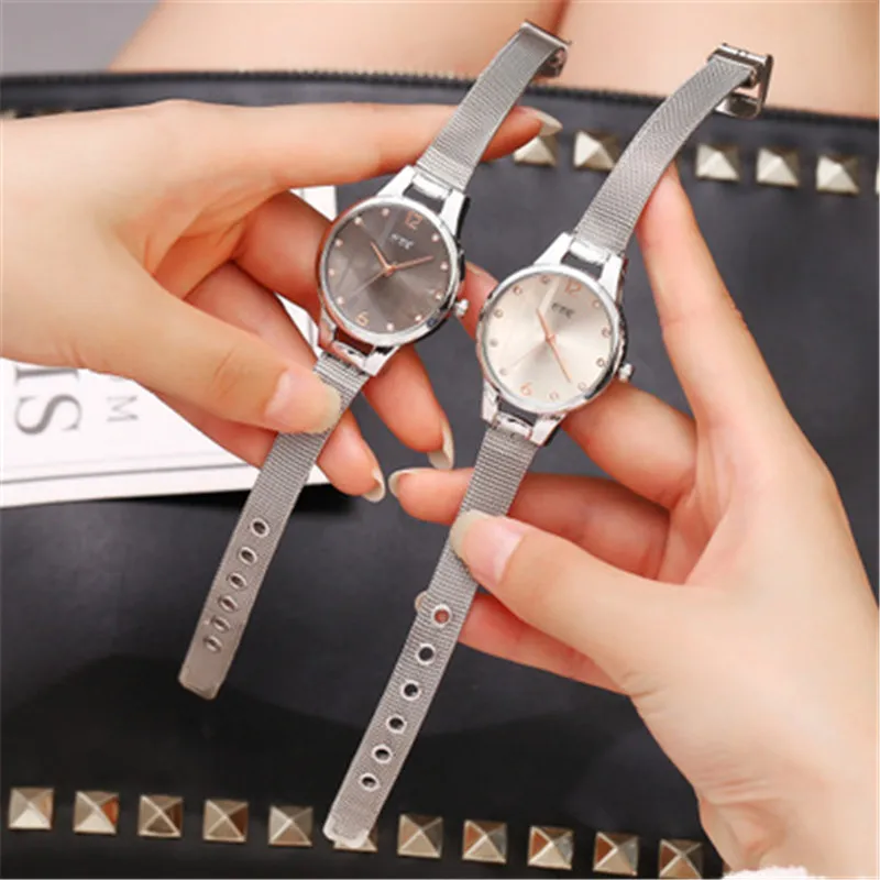 

Luxuru Ladies Bracelet Watch Waterproof Simple Small Watch Women Fashion Casual Crystal Starry Sky Women Watches Brand 2019 New