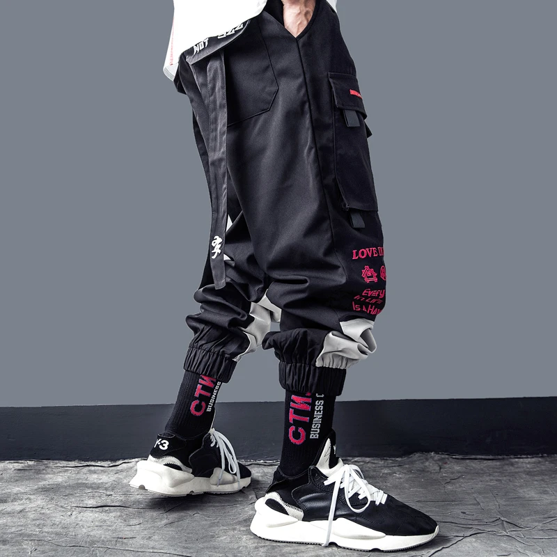 US Size Cargo Pants Men Pocket Loose Trousers Letter Embroidery Hip Hop Harem Male Joggers Streetwear Ribbon Skateboard GY18
