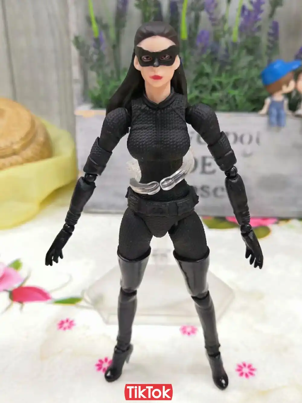 映画ダークナイトはキャットウーマンセリーナカイルno 009漫画のおもちゃアクションフィギュアモデル人形ギフト Aliexpress
