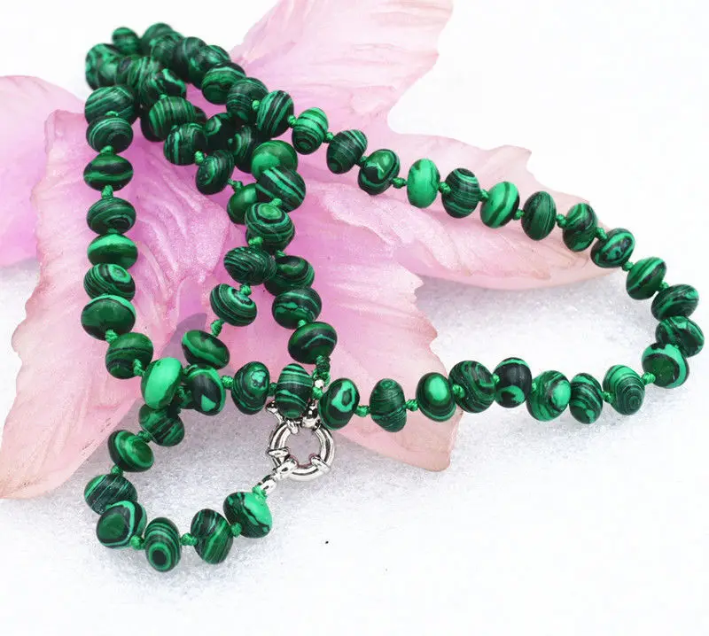 

Free shipping Beautiful 5X8 mm green malachite washer Necklace 18 "