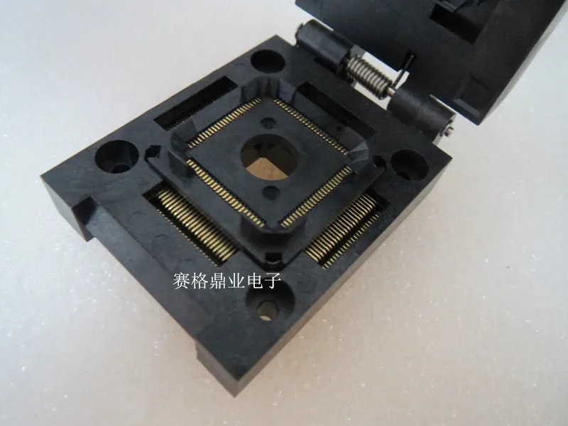 

Clamshell QFP100 FPQ-100-0.5-10A IC Burning seat Adapter testing seat Test Socket test bench in stock free shipping