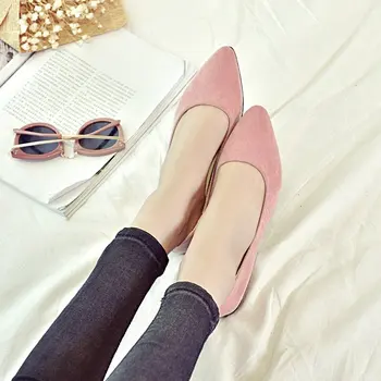 

New 2018 women's summer brand products lazy feet beans shoes, flat shoes and casual shoes for woman