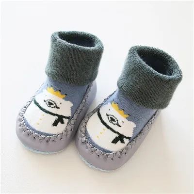 Носки для малышей; домашние носки; обувь с резиновой подошвой; теплые зимние носки для малышей; bebe; носки для новорожденных; вязаная обувь; домашние тапочки для маленьких мальчиков - Цвет: Blue bear
