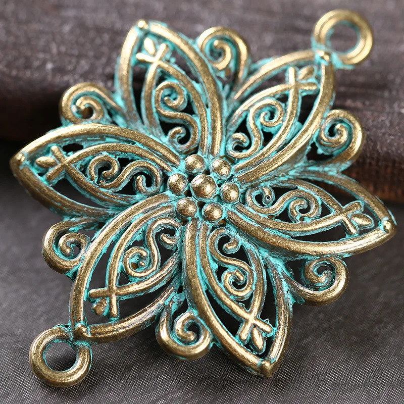 

New Style Verdigris Patina Plated Vintage Zinc Alloy Six petal flower Pendants Charms for Necklace DIY Jewelry Findings