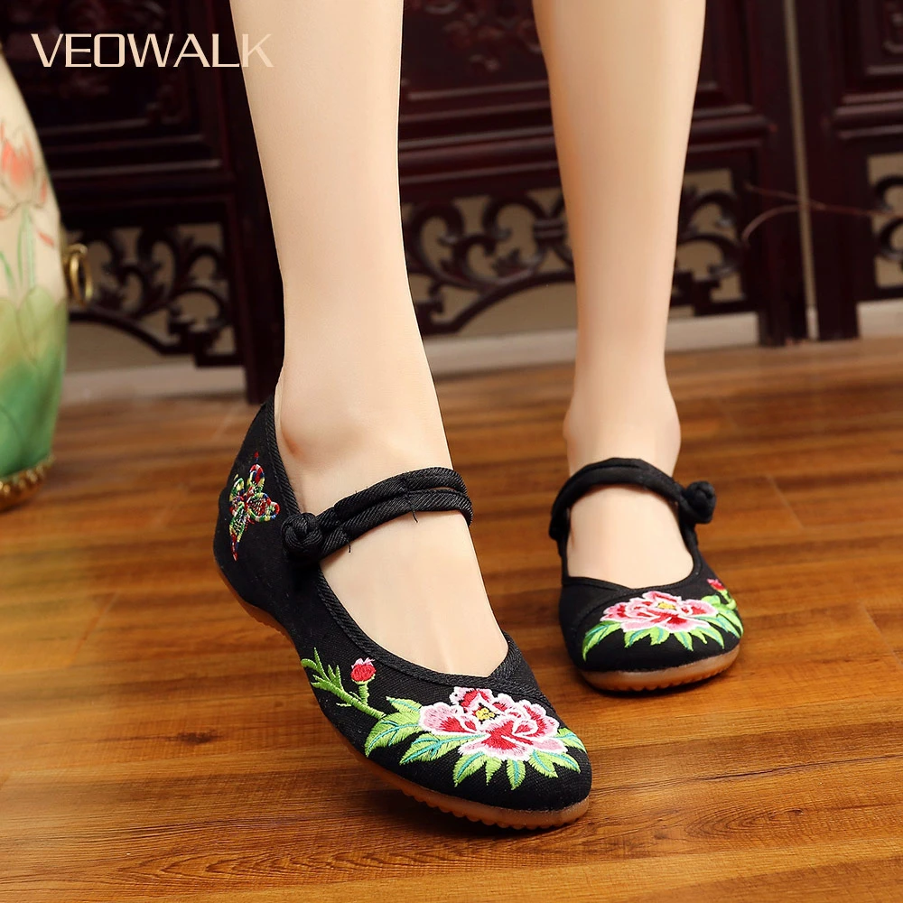 Embroidered mary janes Clearance