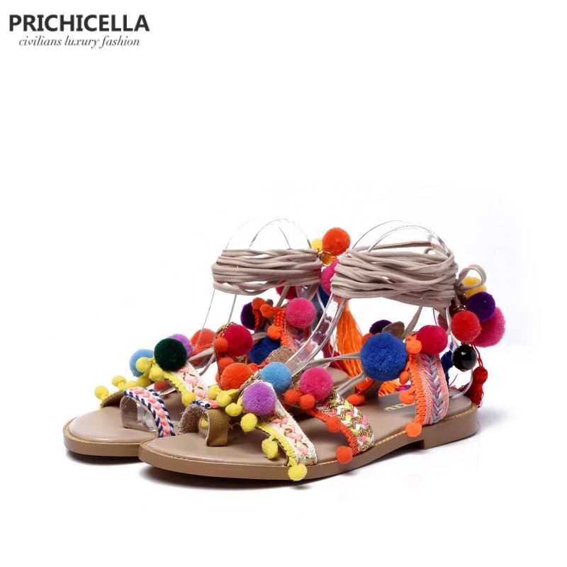 Женские сандалии гладиаторы с помпонами PRICHICELLA из натуральной кожи на плоской