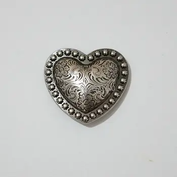 

(KBM13) 10pc 1-1/4'' (3.2cm) Western Heart Berry Concho Saddle Concho Antique-Silver