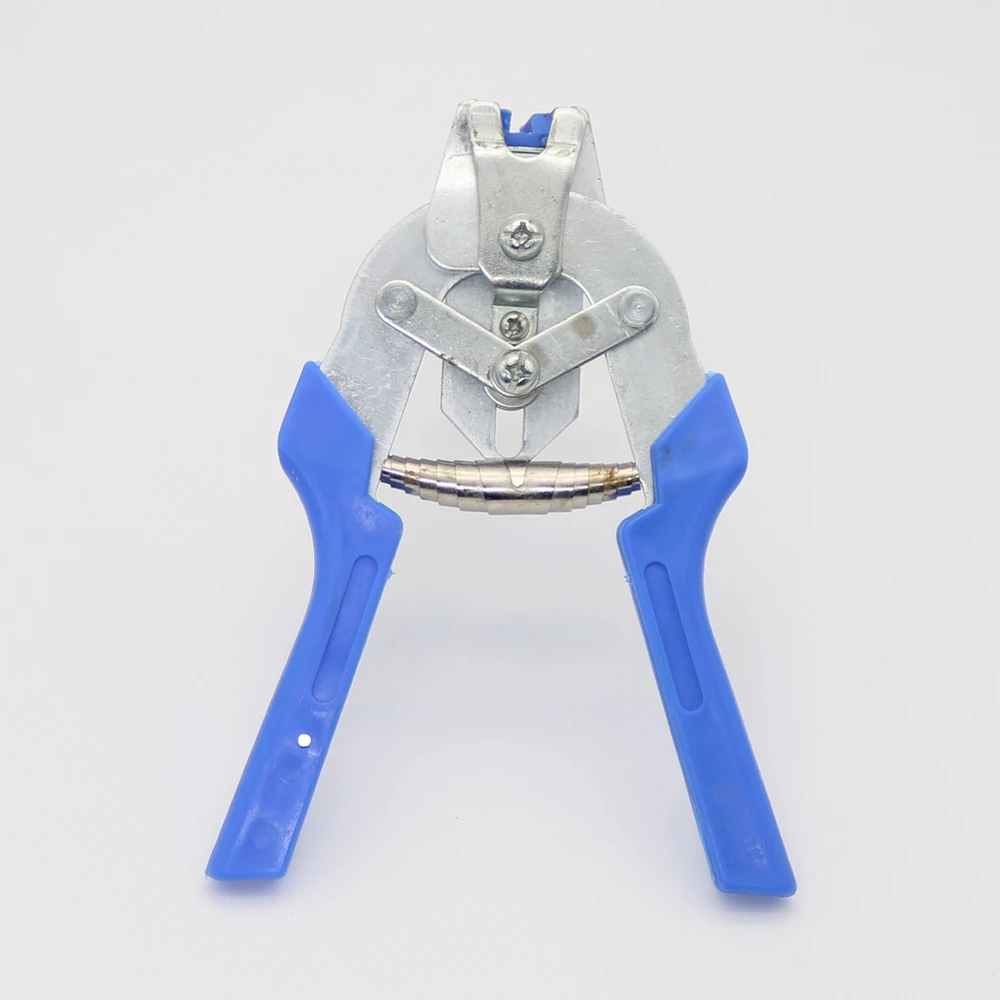 1Pc Hog Ring Plier with 600 Pcs M-Clip Staples Mesh Cage Wire Fencing Tools