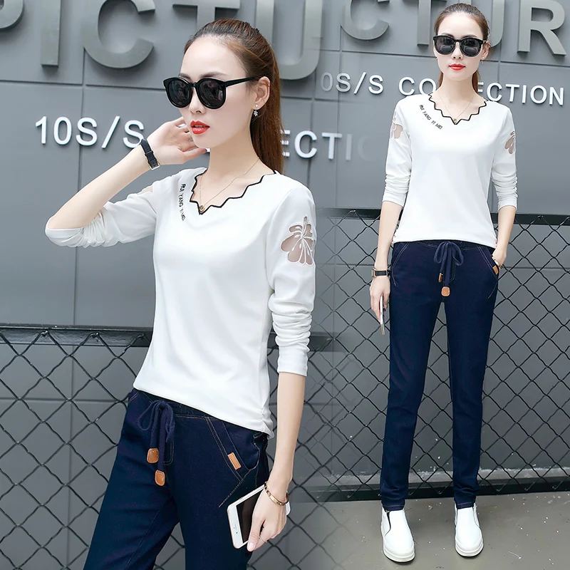 white shirts for women's