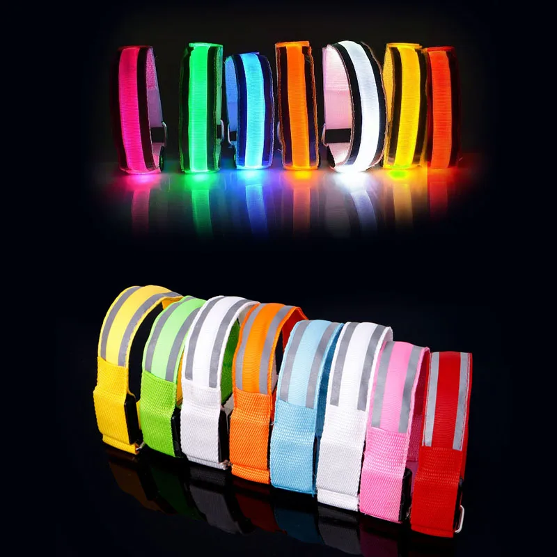 Tujoe 6 Pcs LED Running Lights For Runners Joggers Safety Jogging LED Light Clip Rechargeable Reflective Running Gear Magnetic USB Night Walking For Hiking Jogging Outdoor