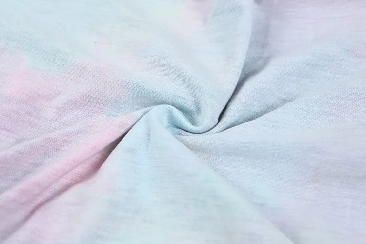 2252181939_1842220876