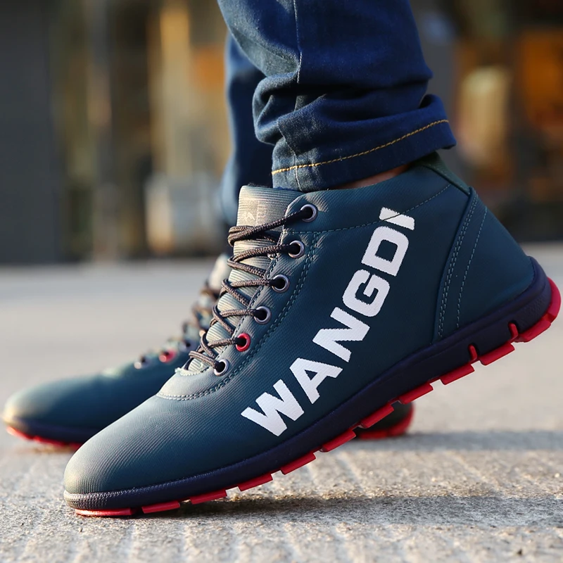 

2018 Winter Men Boots Hot Newest Keep Warm High Quality Leather Wear Resisting Casual For mens boots Fahsion Men winter shoes