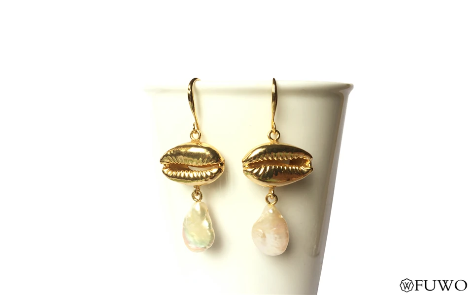 Cowrie Pearl Earrings 8
