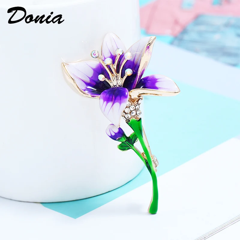 

Donia jewelry Fashion four-color silk flower brooch high-end Korean version of the plant brooch ladies coat jewelry scarf pin