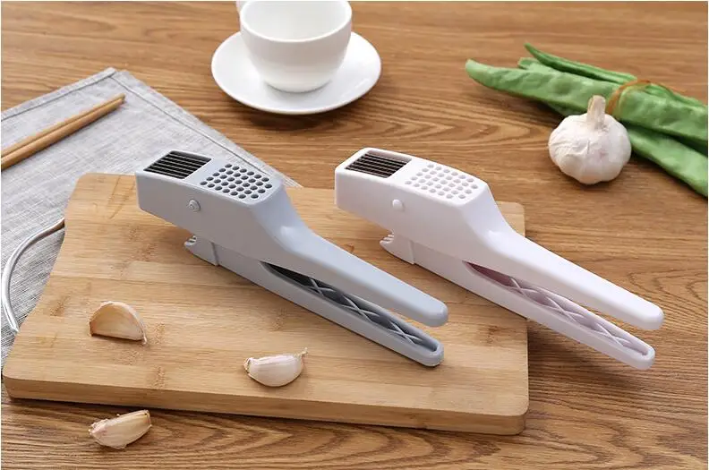 

1PC Kitchen Tool Spiralizer Ginger Garlic Press Crusher Multifunctional Ginger Garlic Press Grinding Planer Slicer OK 0873