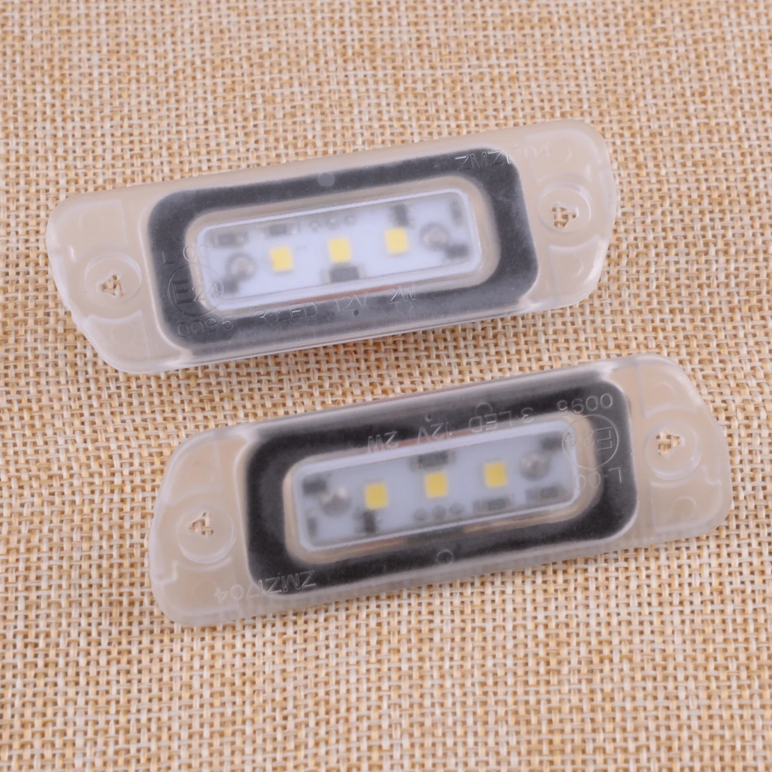 

DWCX 2pcs Error Free LED License Plate Light Fit for Mercedes X164 W164 W251 GL ML R Class 2006-2012