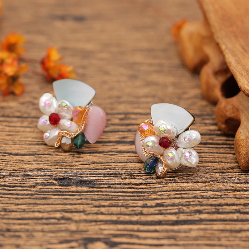 

Stud Earrings For Women Natural Shell Fresh Water Pearl Crystal Beads Hand Made Fashion Jewelry Stainless Steel Small Earring