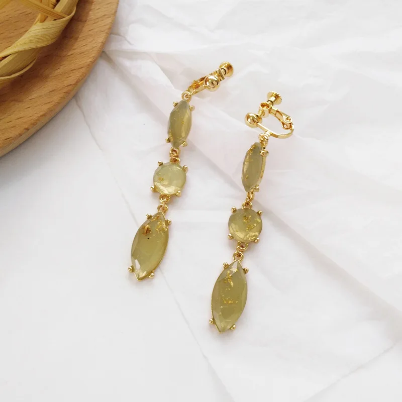 

Retro Geometric No Ears Hole Clip On Earrings Long Green Rectangle Square Earrings Non Pierced for Women Lady