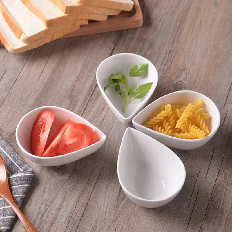 YARDWE Porcelain Gravy Boat Sauce Dipping Bowls Sauce Serving Dishes Ceramic Appetizer Dessert Plates Creative Small Dish Snack Plate for Salad BBQ Soy Tomato Sauce