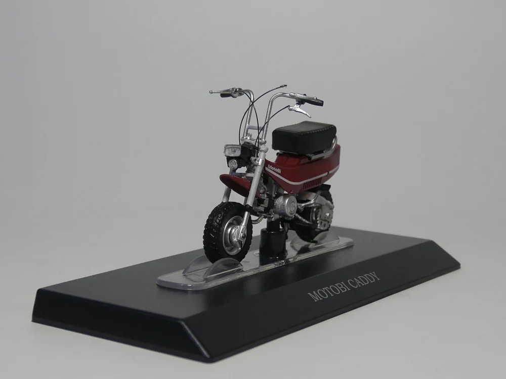 

Auto Inn - 1:18 Scale motorcycle MOTOBI CADDY Diecast model