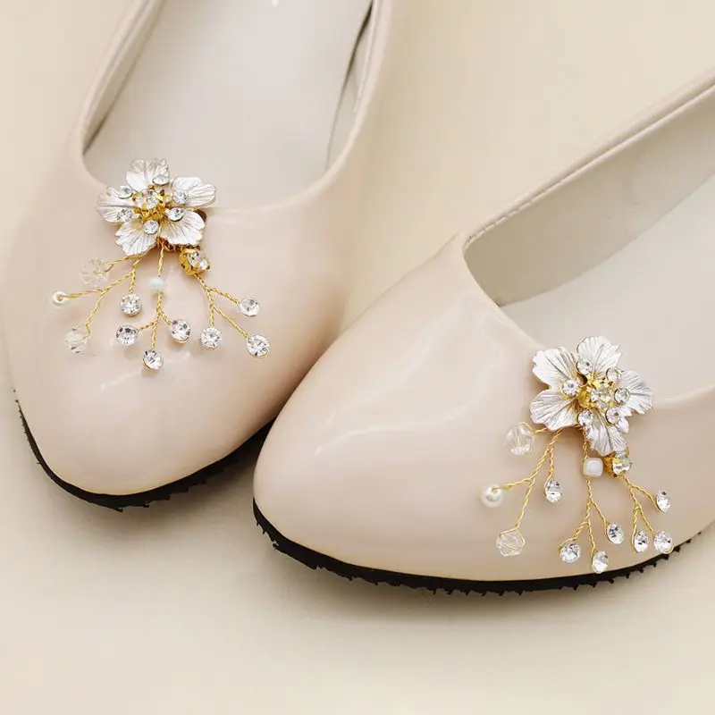 Роскошные элегантные женские туфли с цветочным рисунком золотистого цвета; женская обувь с зажимом; хрустальная жемчужина ручной работы;