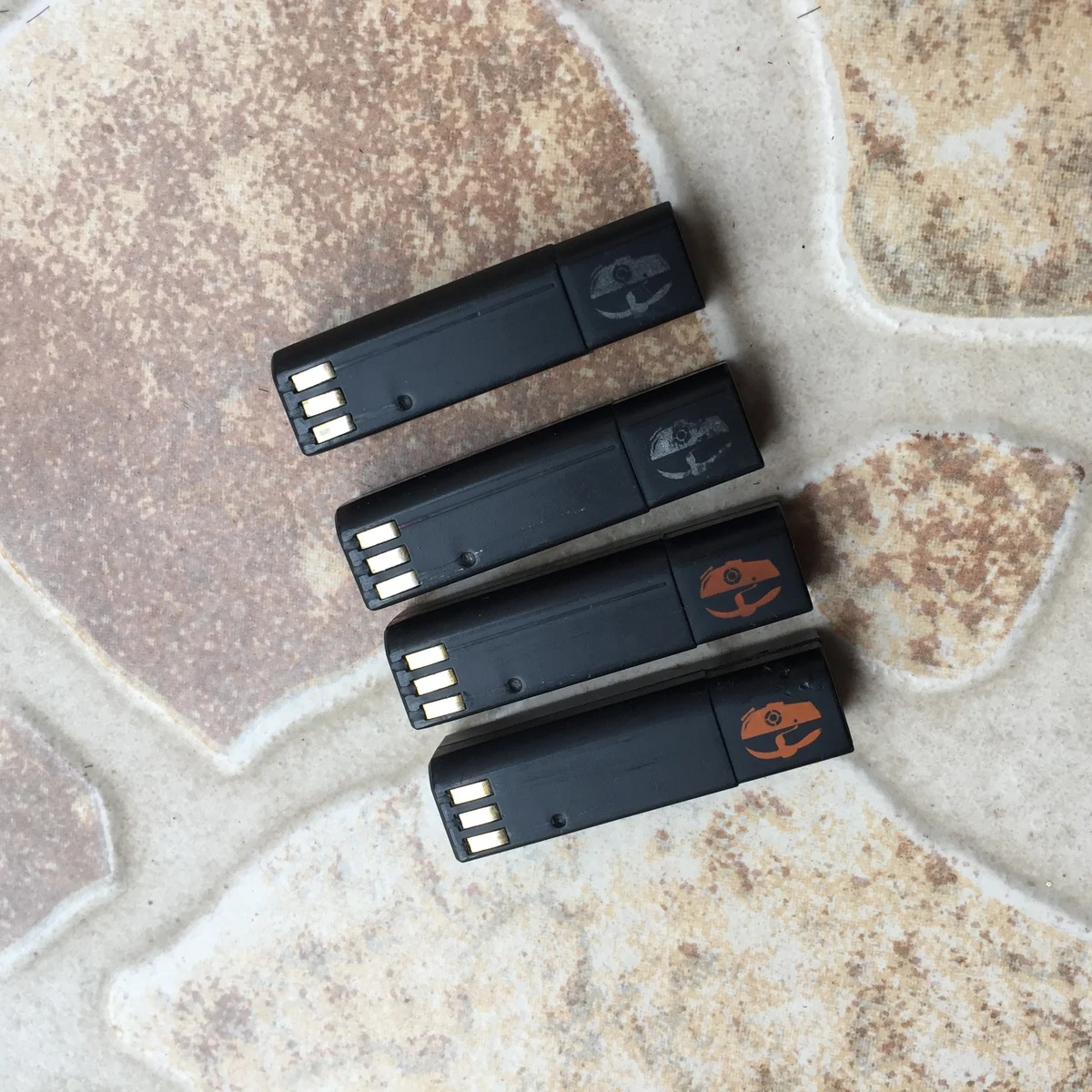 

1pc original lithium battery for Madcatz Saitek R.A.T.9/rat9 genuine mouse RAT 9 accessory