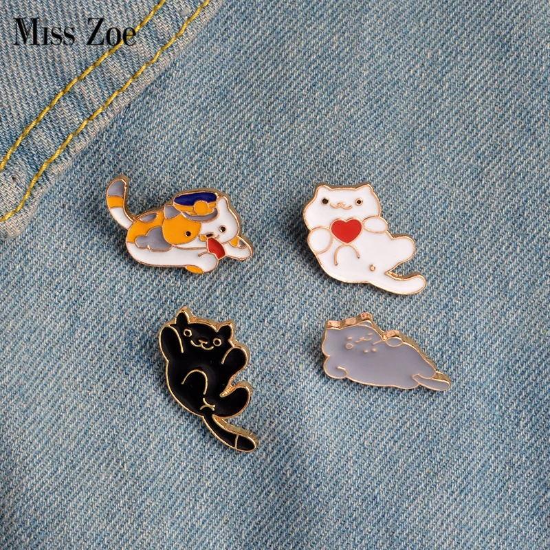 Miss Zoe 4pcs set Three Felinae Black White Grey Lazy Cats Brooch Button Pins Denim Jacket