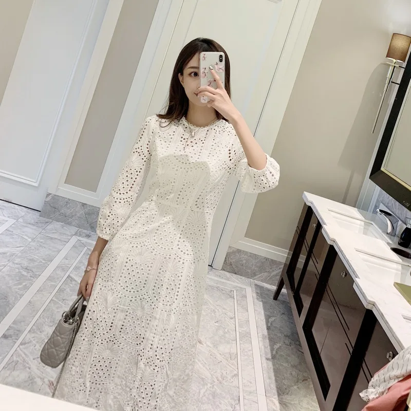 

New 2019 white water soluble lace stitching hollow embroidery cultivate morality dress F1239 tall waist beach holiday