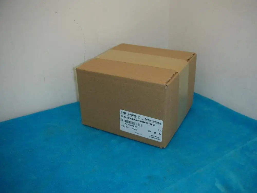 все цены на 1PC USED Schneider CAN0pen module OTB1C0DM9LP OTB1CODM9LP онлайн