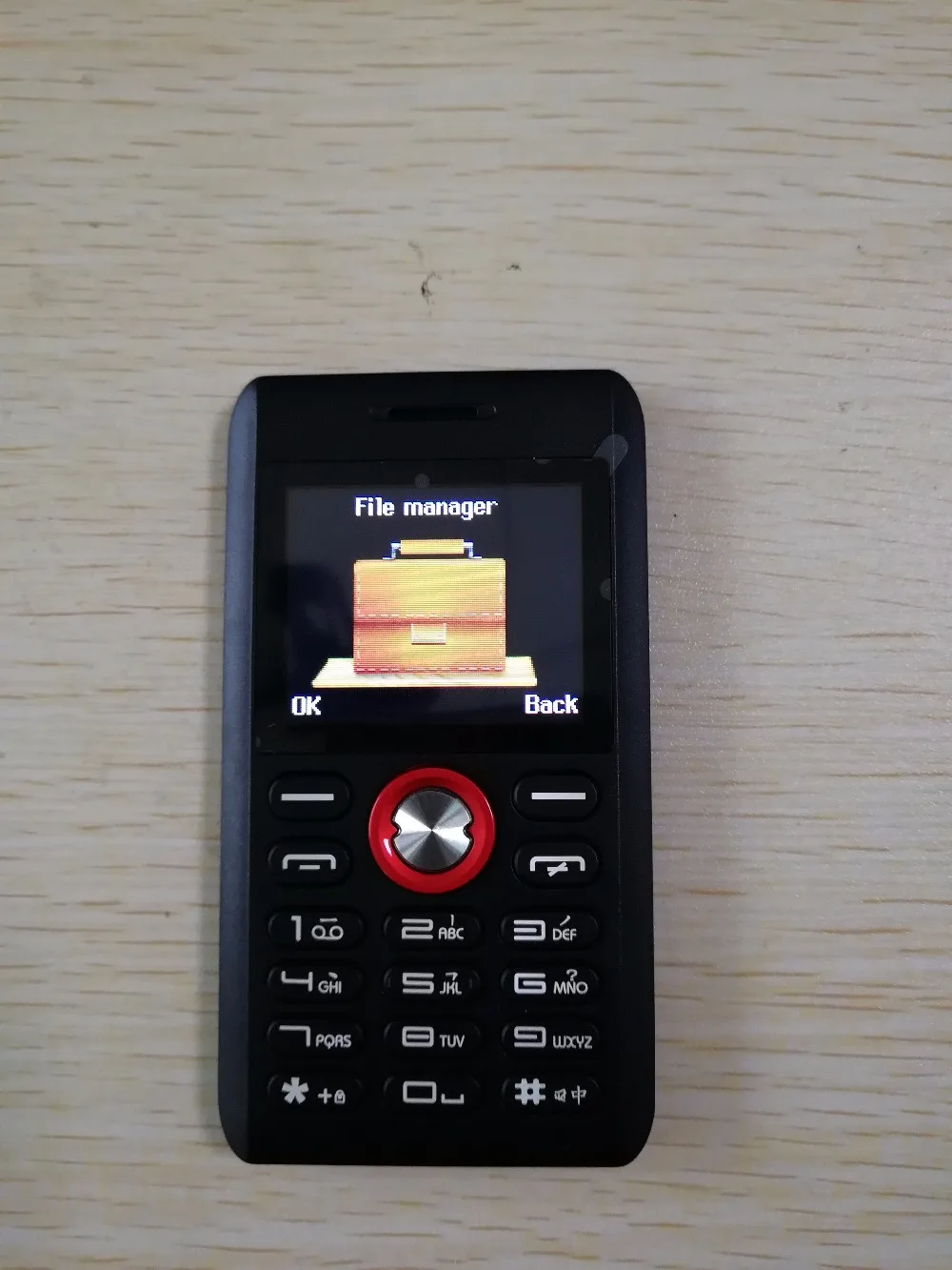 5 шт./лот Melrose M18 мини-карт телефоны ультра-тонкий студенческий мобильный телефон с вибрацией GSM MP3 мобильный телефон Самая низкая цена
