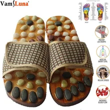 Массаж акупунктурных точек стопы- известное средство для поднятия тонуса всего организма. Специальные массажные тапочки из натуральных материалов обеспечат отличный массаж активных точек стопы