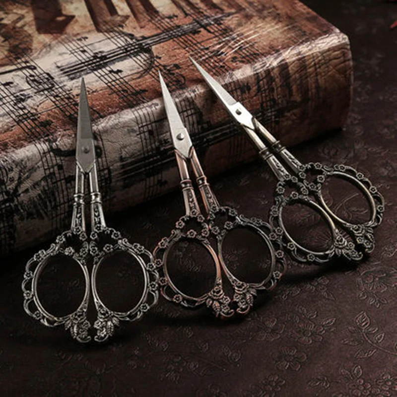 Vintage sewing scissors Flower Pattern Hot scissors for fabric Cross