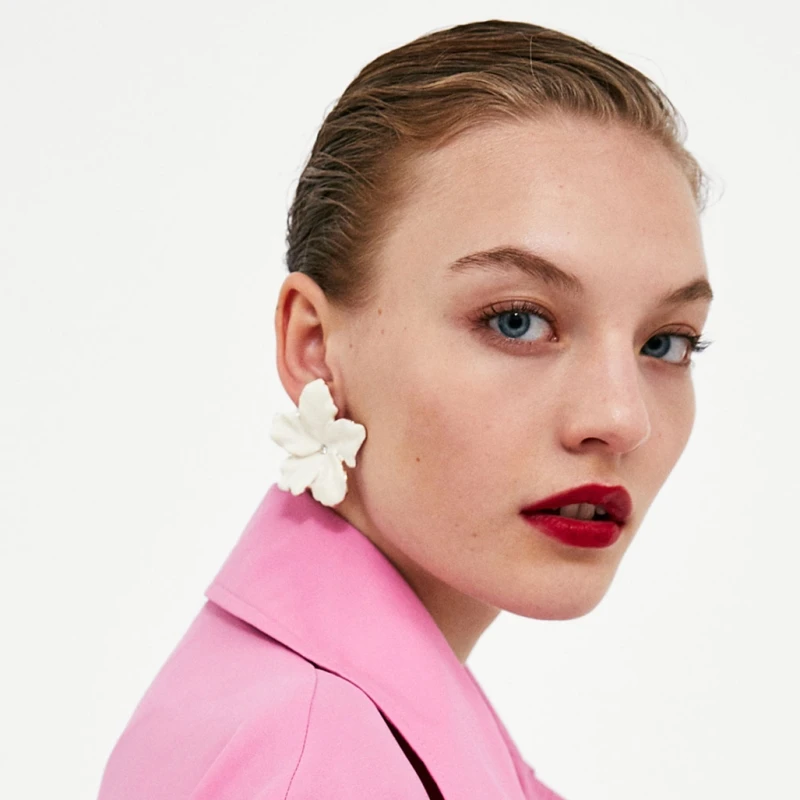 

AOTEMAN 2019 Hot sale Women Brand Acrylic Flower Statement Earring Girl Party Jewelry Accessories Simple Earrings