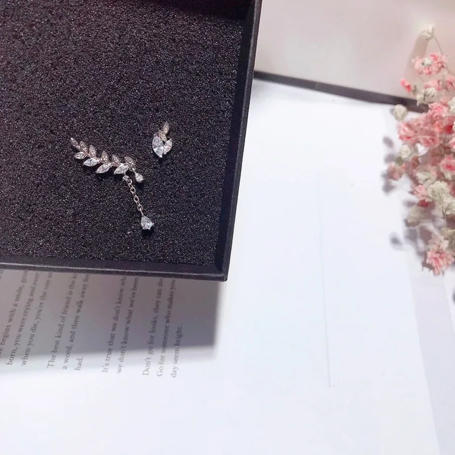 

Korean S925 Butterfly Drop Detachable Drop Earrings Fashion Jewelry Accessories women's earrings