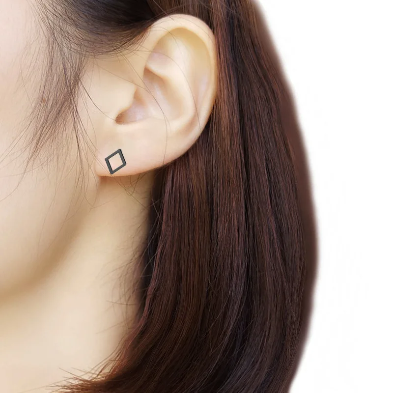 stud earrings