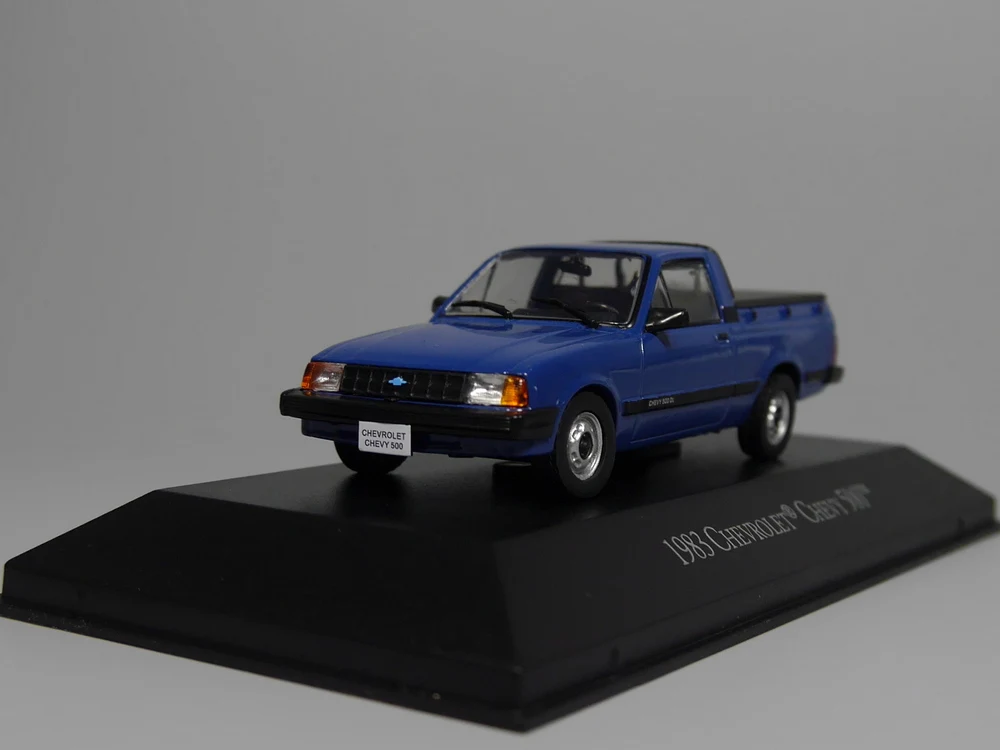 Авто ИНН-ixo 1:43 Chevrolet Chevy 500 1983 литье под давлением модель автомобиля