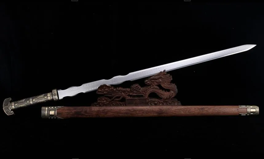 690