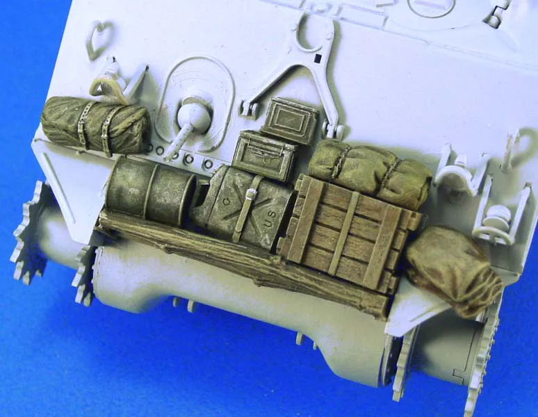 1/35 Resin Stowage & Accessories for German Amphibious Jeep Unpainted QJ044 