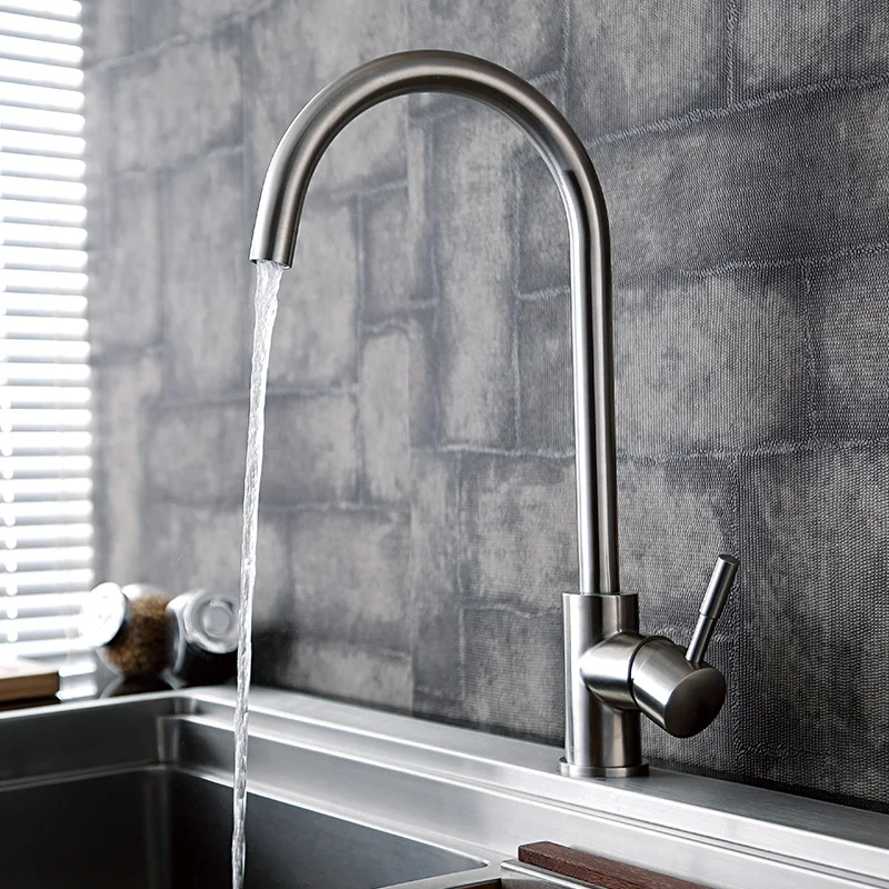 Kitchen faucet Hot and Cold Kitchen Sink Mixer Tap with Aerator, Solid