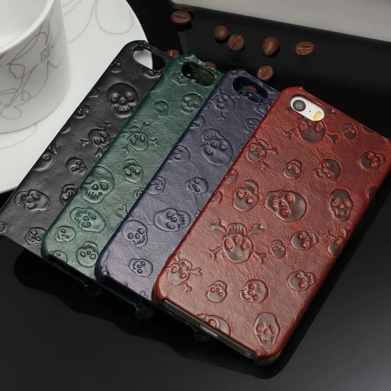 

Solque Natural Real Genuine Leather Case For iPhone SE 5SE 5S 5 Luxury Cute 3D Skull Ultra Slim Hard Cover Cases Retro Vintage