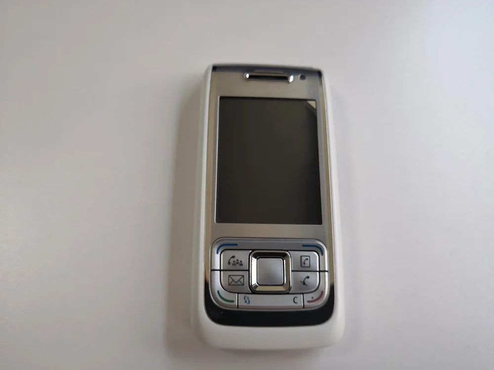 Nokia E65 GSM 2,2 дюймов Symbian OS 2MP камера Поддержка Русская/арабская клавиатура 950 мАч разблокированный отремонтированный мобильный телефон