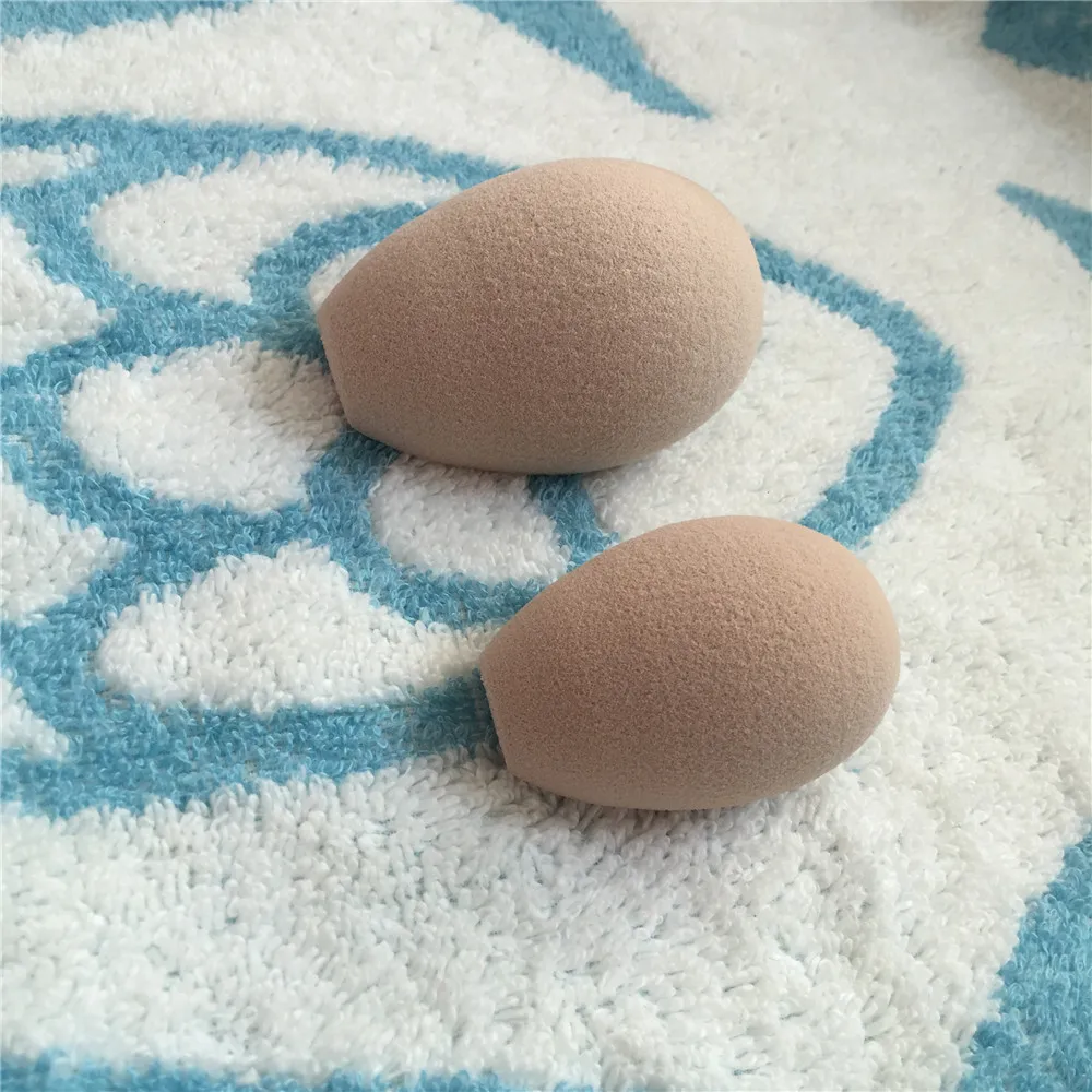 Fenty Beauty Precision Makeup Sponge 100 _ 13