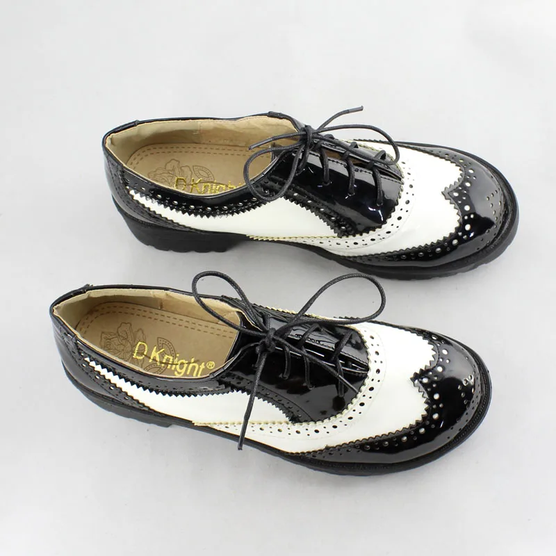Лакированная кожа Для женщин Обувь шнурованная для женщин модные резные Обувь с перфорацией типа «броги» женщина Кружево оксфорды на шнуровке Обувь для Женская обувь, большой размер 34–43 дамы Обувь шнурованная для женщин
