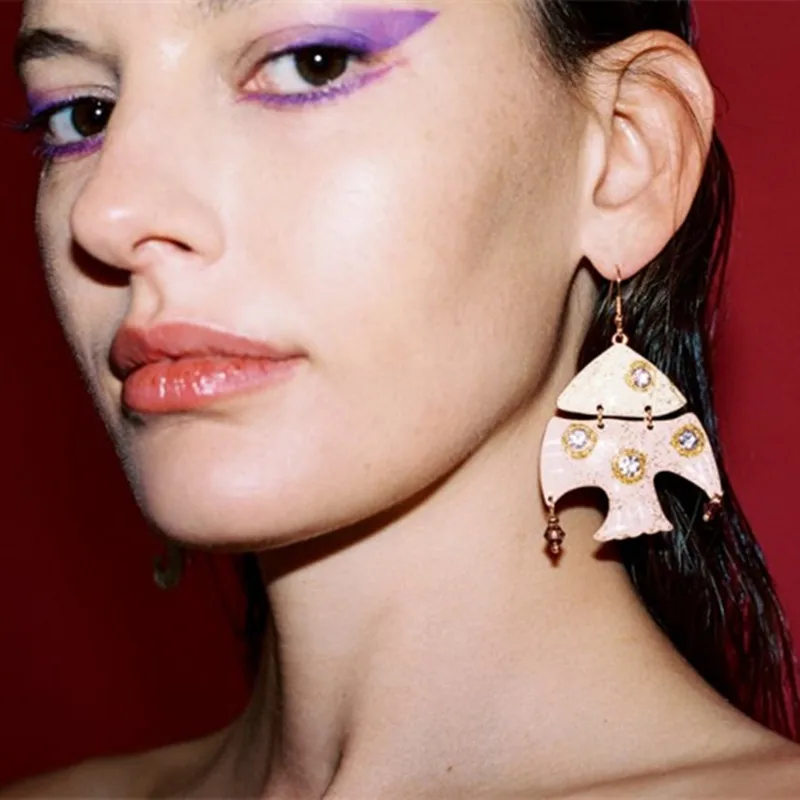 

Junlead 2018 Latest Luxury Colorful Retro Fancy Earrings Drop Fan Alloy Fashion Ethnic Crystal Pendant Earring for Women Jewelry
