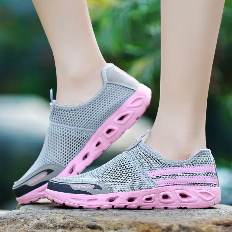 

2019 Summer Unisex Women Shoes Fashion Sneakers Mesh Breathable Flats Platform Shoes Woman Mixed Colors Slip-On Plus Size 35-44