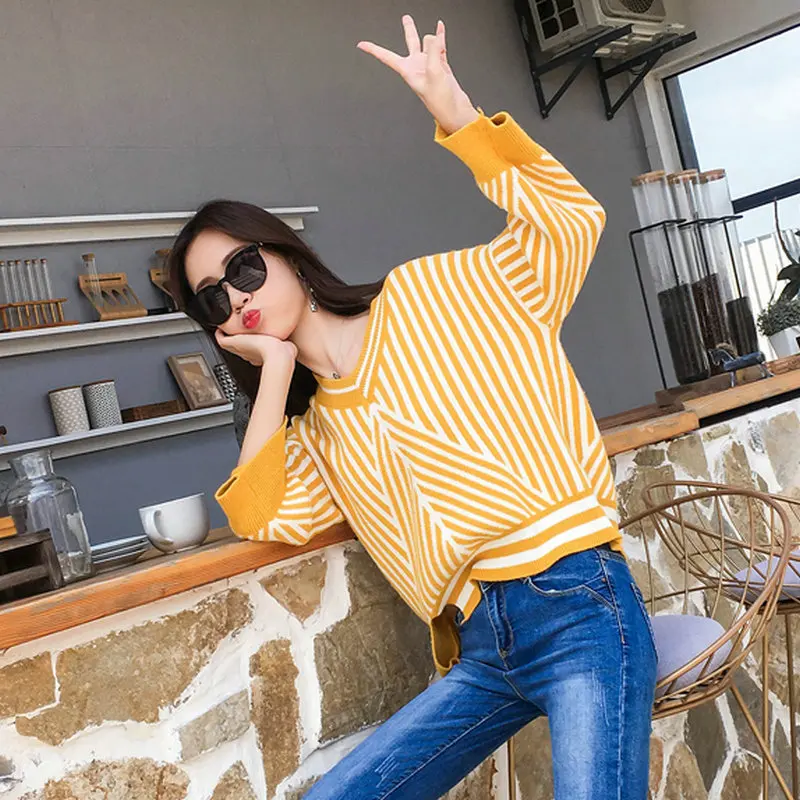 Fashion Women Autumn Pullover Sweaters Yellow Stripes Knitted Top Girl Three Quater Sleeve V-neck Knitwear Woman Casual Pullover