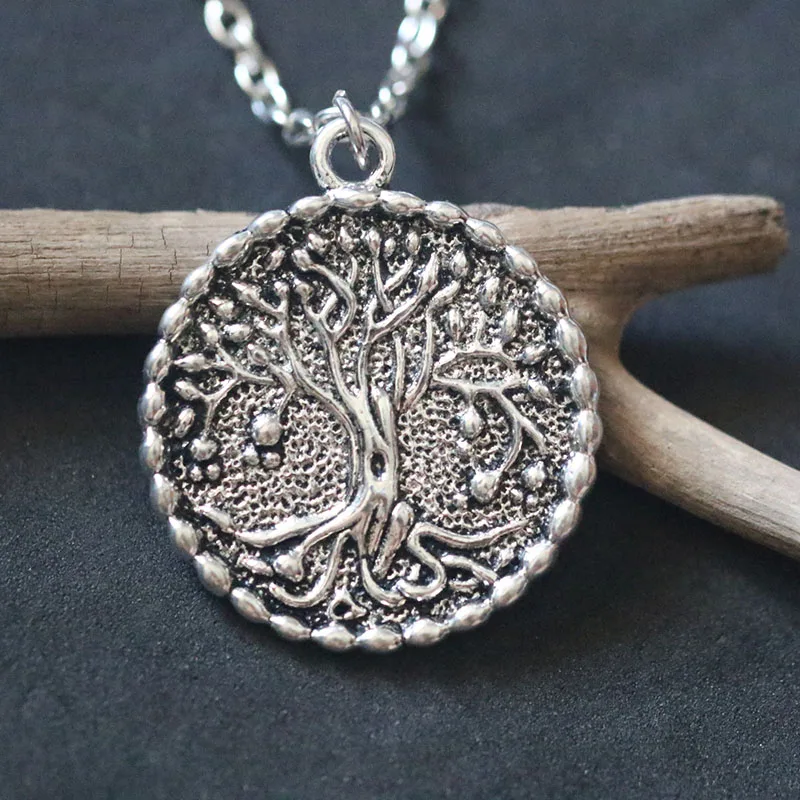 

Vintage Charms Fashion Antique Silver Alloy Carve Tree Pendant Chain Necklace Jewelry (10 pcs)